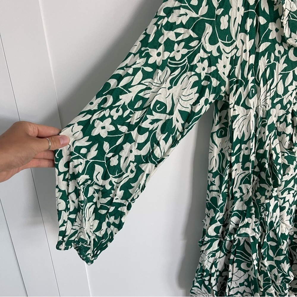 Free People Rebecca Floral Ruffle Long Sleeve Casual Green & White Mini Dress L - Picture 7 of 11